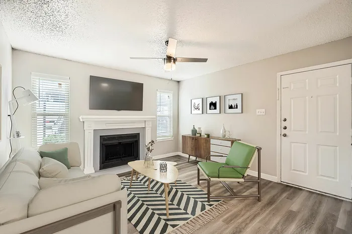 B2 Reno - 2 Bed 2 Bath