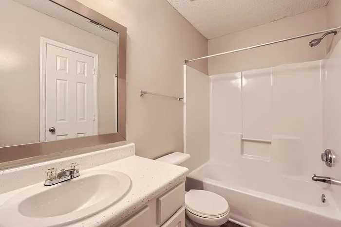 B1 Classic - 2 Bed 2 Bath
