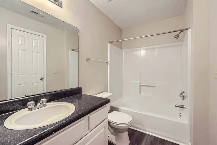A1 Classic - 1 Bed 1 Bath