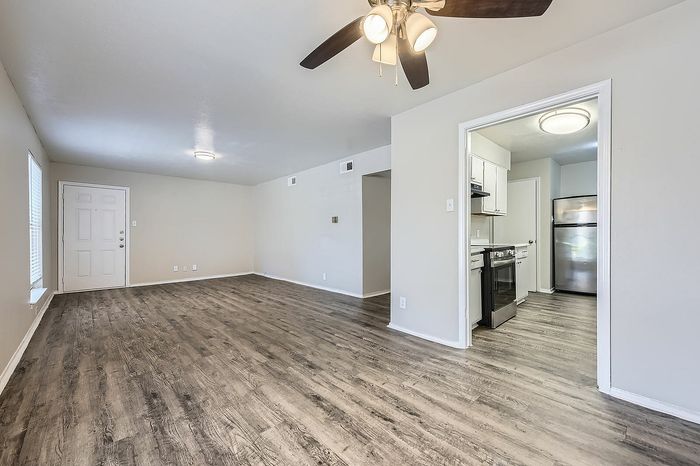 B2 - 2 Bed 1.5 Bath