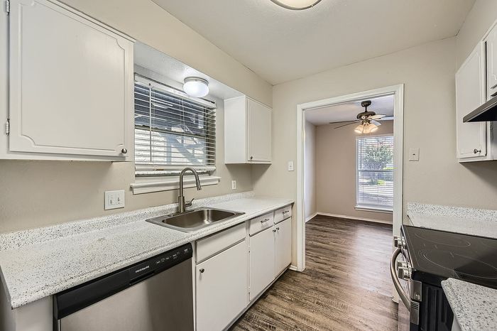 B2 - 2 Bed 1.5 Bath
