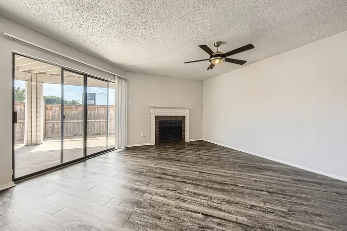 B3 Classic - 2 Bed 2 Bath