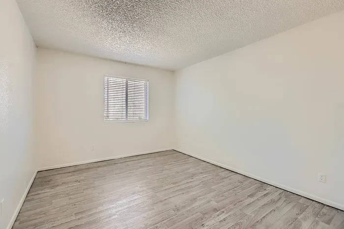 B2 Classic - 2 Bed 2 Bath