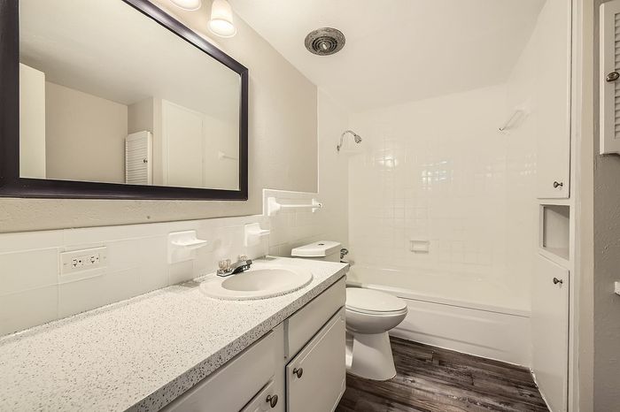 B4 - 2 Bed 1 Bath