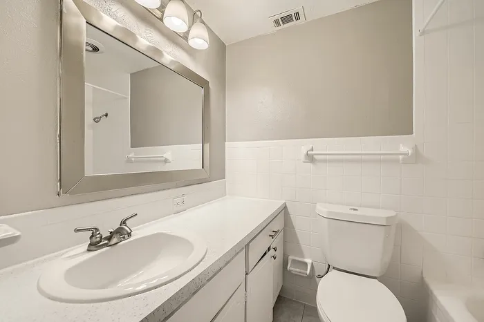 B1 - 2 Bed 2 Bath