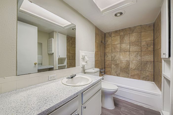 A1 - 1 Bed 1 Bath