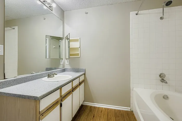 C1 Classic - 3 Bed 2 Bath