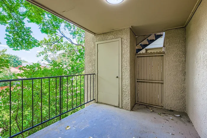 B2 Silver - 2 Bed 2 Bath