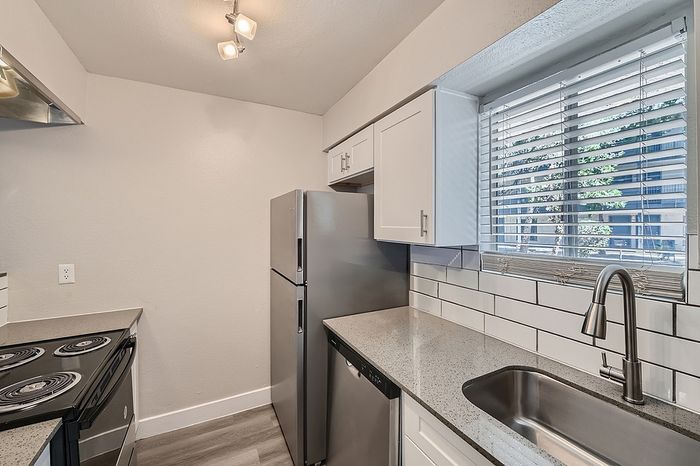 Rise Lakeside Apartments
