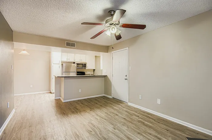 B1 Classic - 2 Bed 1 Bath