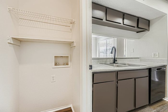 B2 Classic - 2 Bed 2 Bath