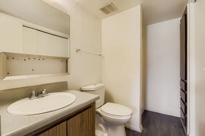 S1 Classic - Studio 1 Bath