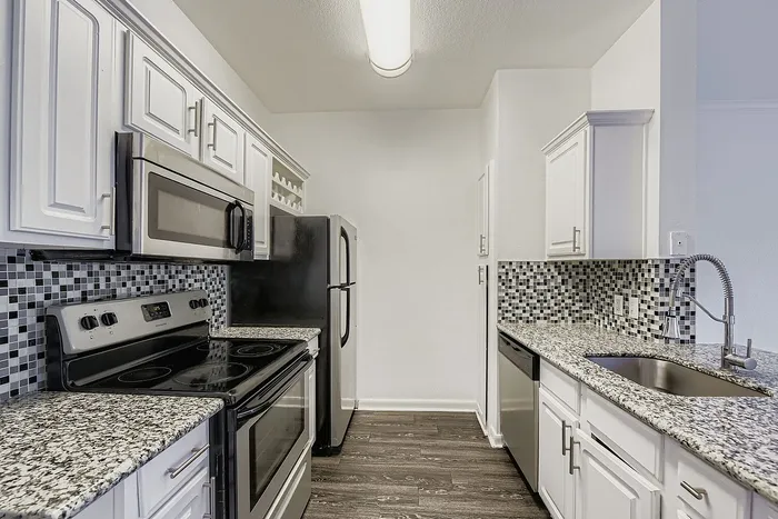 A1 Bronze - 1 Bed 1 Bath