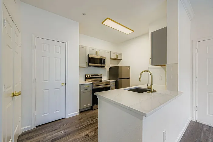 A1 Gold - 1 Bed 1 Bath