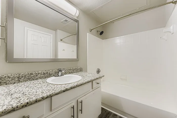A3 Bronze - 1 Bed 1 Bath