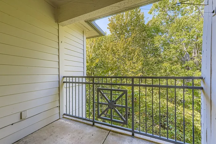 A3 Bronze - 1 Bed 1 Bath