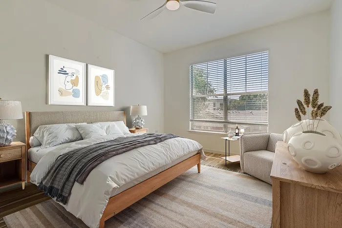 B2 Gold - 2 Bed 2 Bath