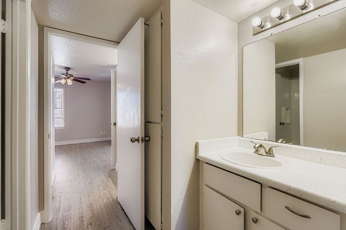 B1 Classic - 2 Bed 1 Bath