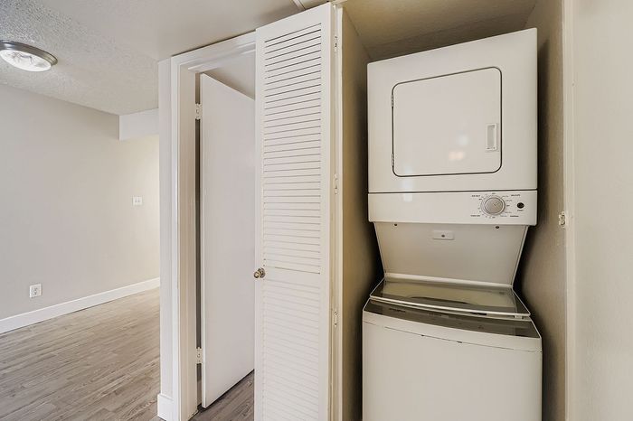 B1 Classic - 2 Bed 1 Bath