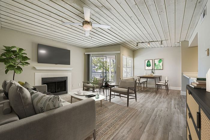 B2 Gold - 2 Bed 2 Bath