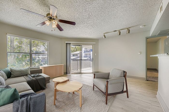 A1 Bronze - 1 Bed 1 Bath