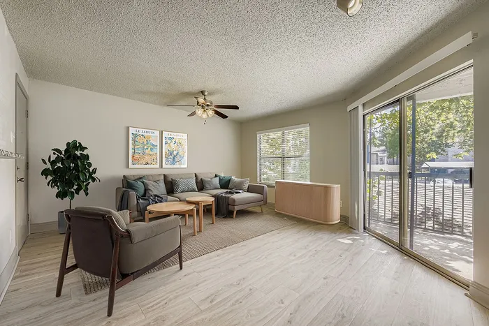 A1 Bronze - 1 Bed 1 Bath