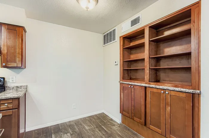 A1 Classic - 1 Bed 1 Bath
