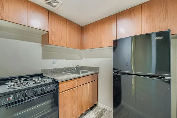 A1 Bronze - 1 Bed 1 Bath