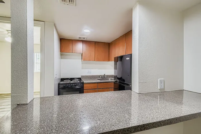 A1 Bronze - 1 Bed 1 Bath