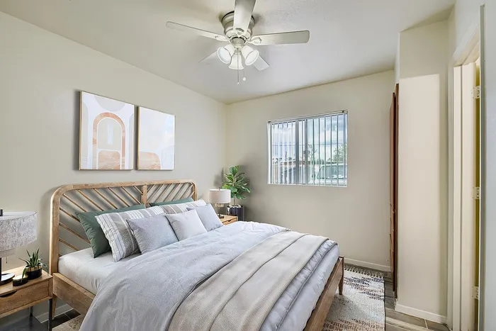 A1 Bronze - 1 Bed 1 Bath
