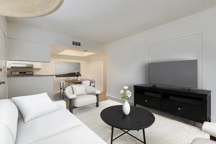 B2 Silver - 2 Bed 2 Bath