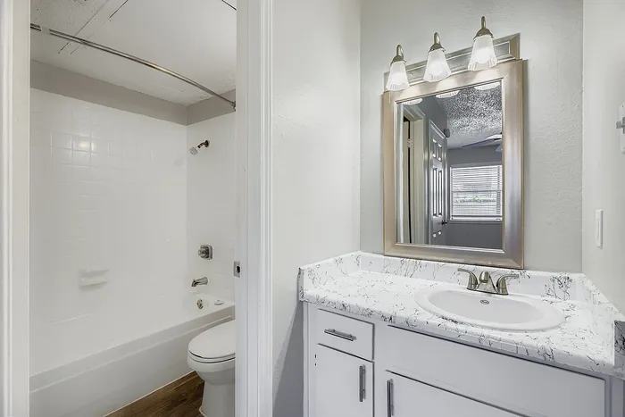 A1 Classic - 1 Bed 1 Bath