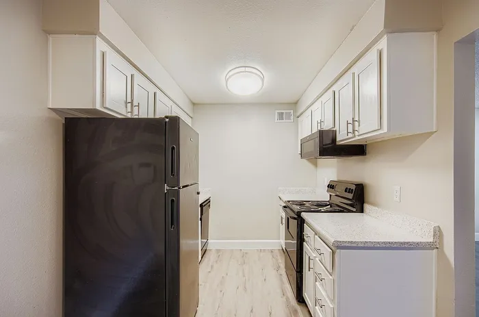 B1 Silver - 2 Bed 1 Bath