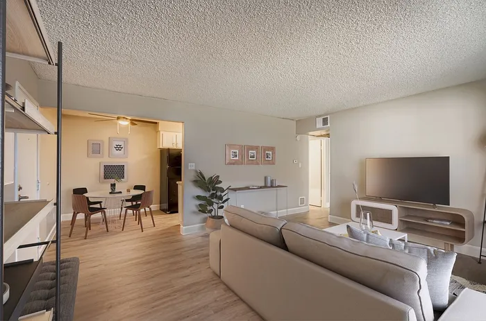 B1 Silver - 2 Bed 1 Bath