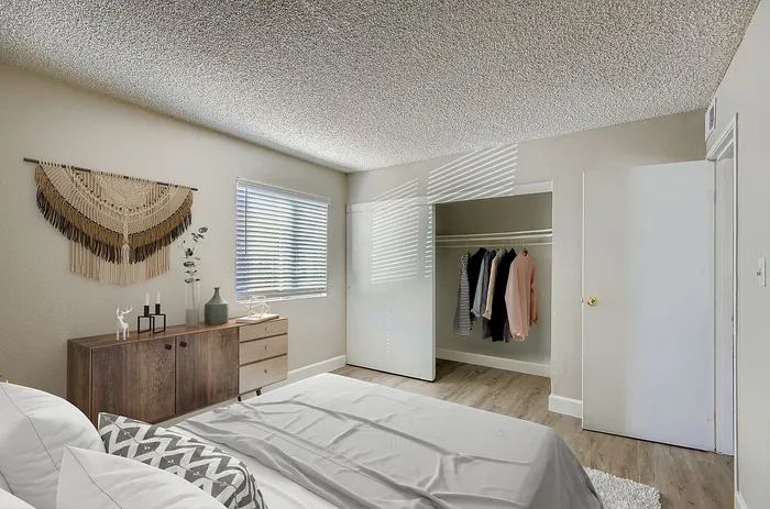 B1 Silver - 2 Bed 1 Bath