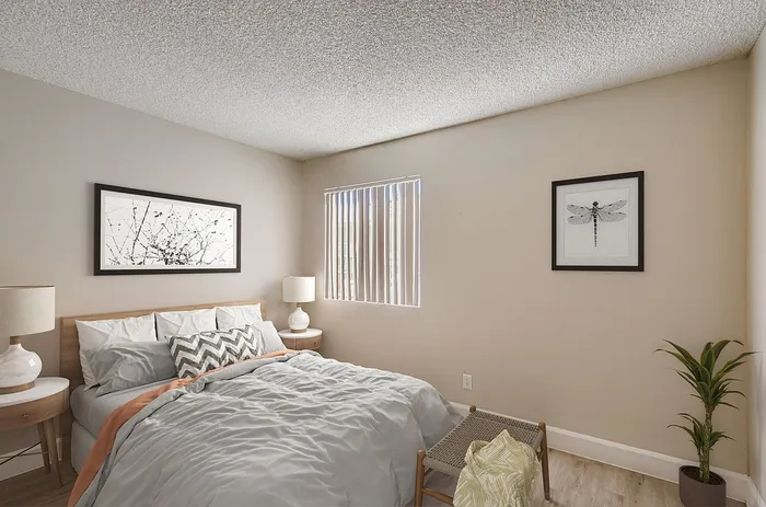 B1 Silver - 2 Bed 1 Bath