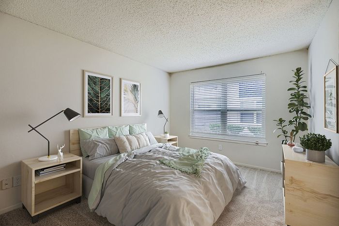 B2 Classic - 2 Bed 2 Bath