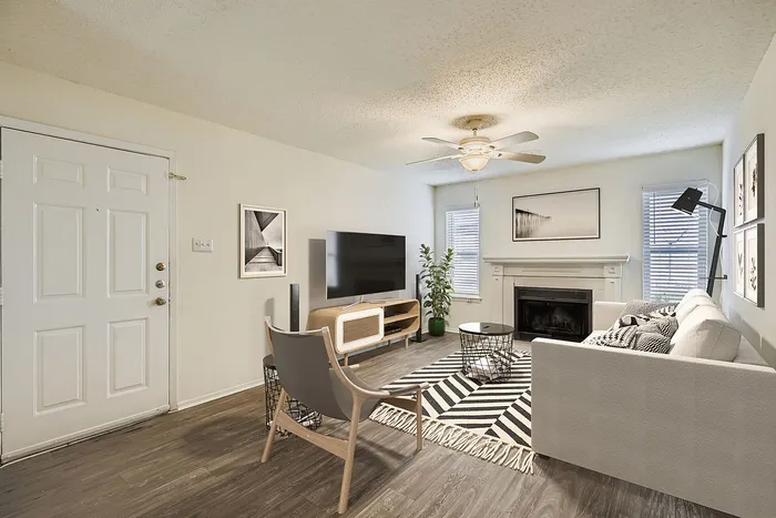 C1 Silver - 3 Bed 2 Bath
