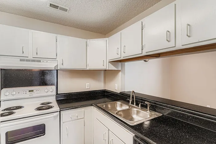 B1 Classic - 2 Bed 2 Bath