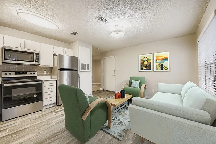A1 Silver - 1 Bed 1 Bath