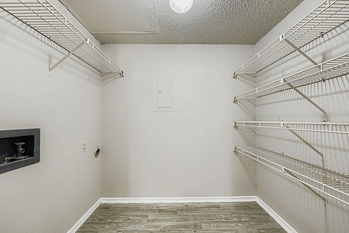 B2 Silver - 2 Bed 2 Bath