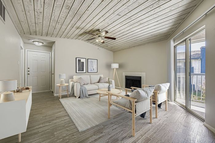 B2 Silver - 2 Bed 2 Bath