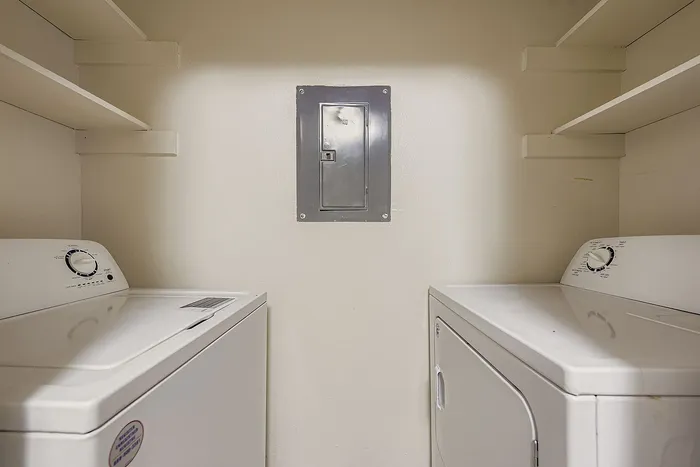 B2 Silver - 2 Bed 2 Bath