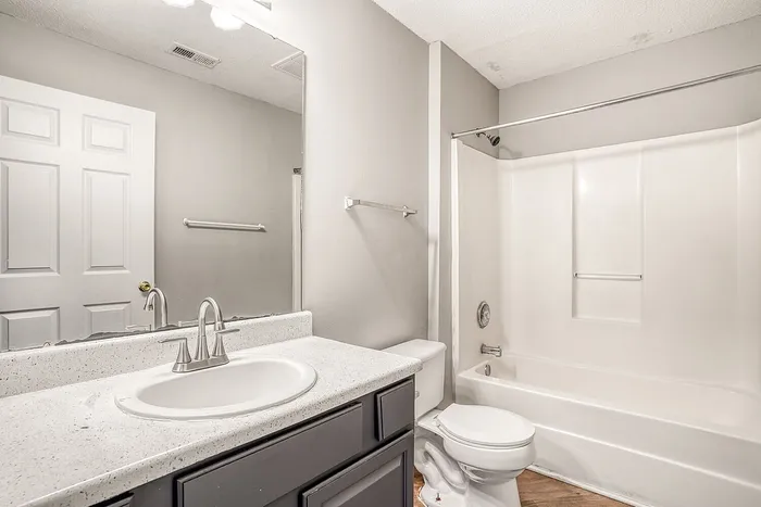 B2 Classic - 2 Bed 2 Bath