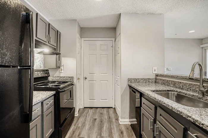 B1 Gold - 2 Bed 2 Bath
