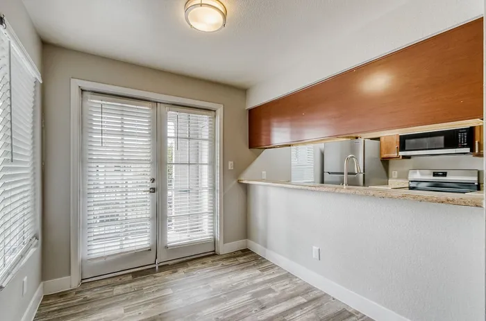 B1 Diamond - 2 Bed 1 Bath