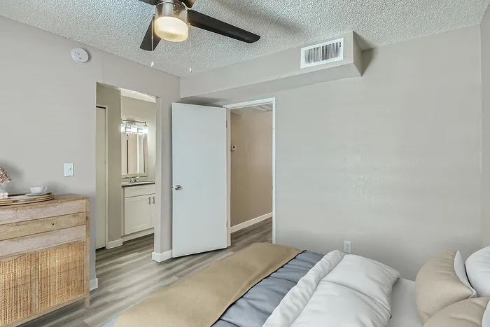 Rise at the Palms Apartments