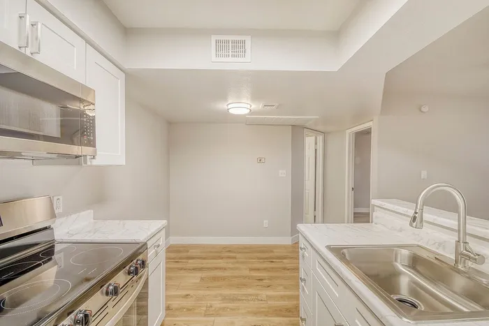 A2 Diamond - 1 Bed 1 Bath