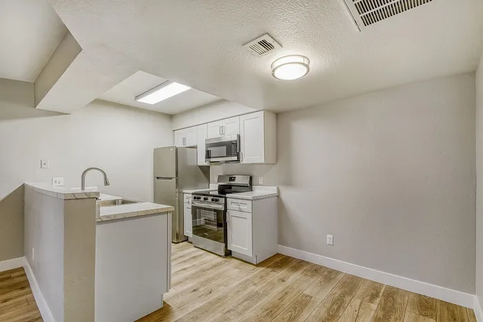 A2 Diamond - 1 Bed 1 Bath
