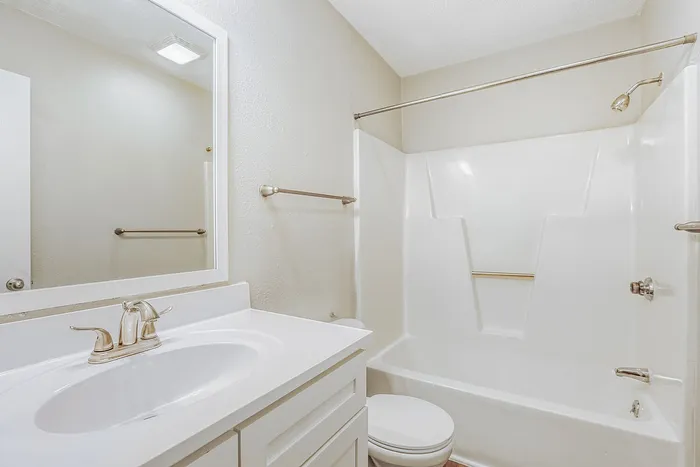 B2 Classic - 2 Bed 2.5 Bath